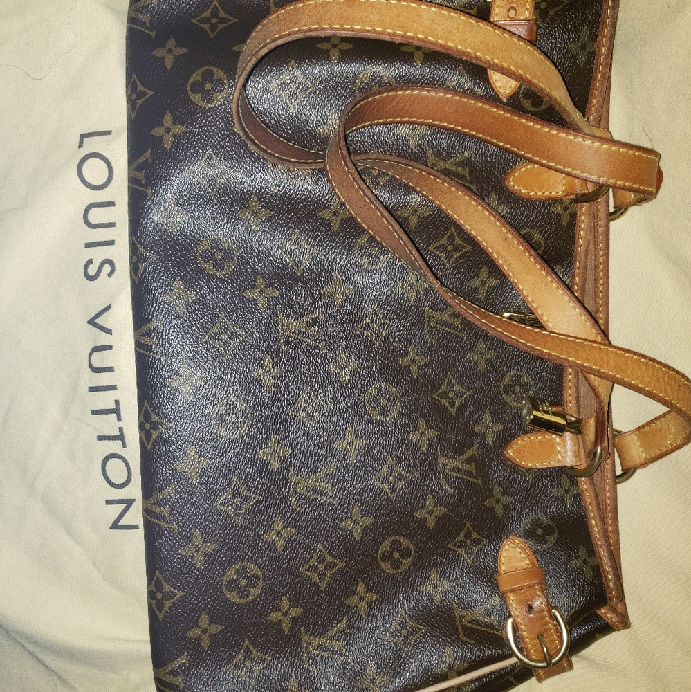 authentic Louis Vuitton batingnolles horizontal sh